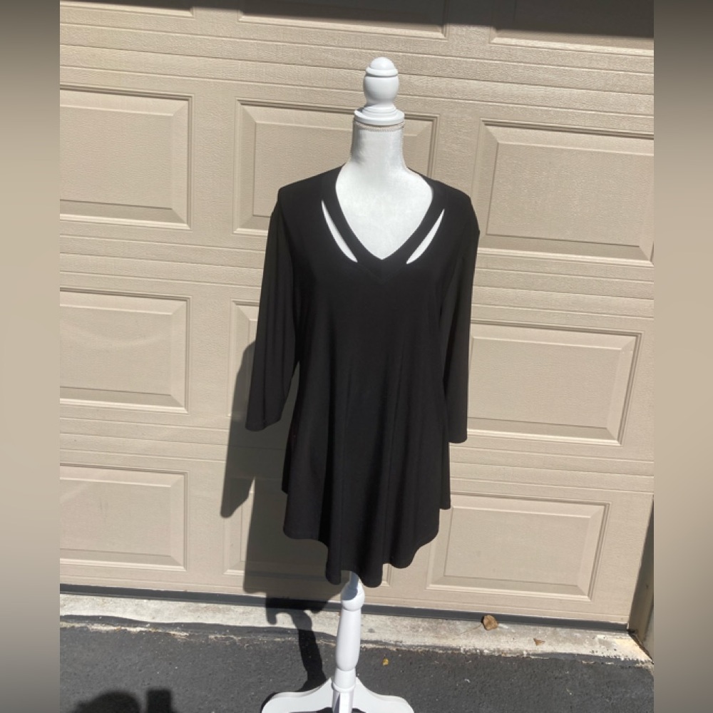 JOSEPH RIBKOFF black tunic size 18